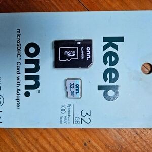 Onn Black microSDHC Card with Adapter 32GB